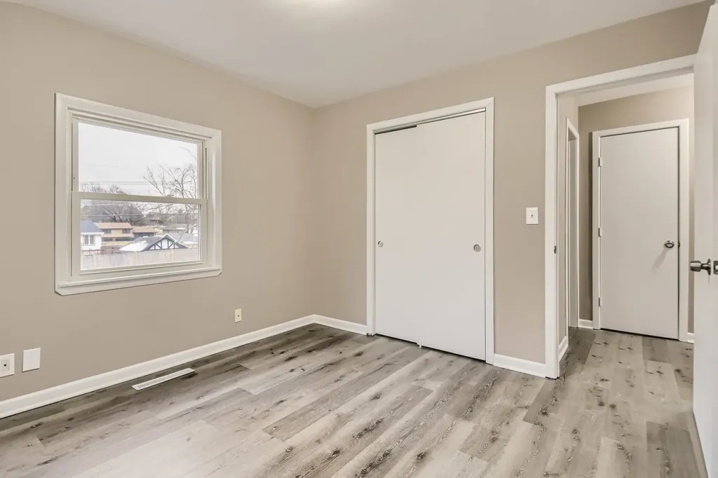 120 Roberts Road New Lenox IL 60451