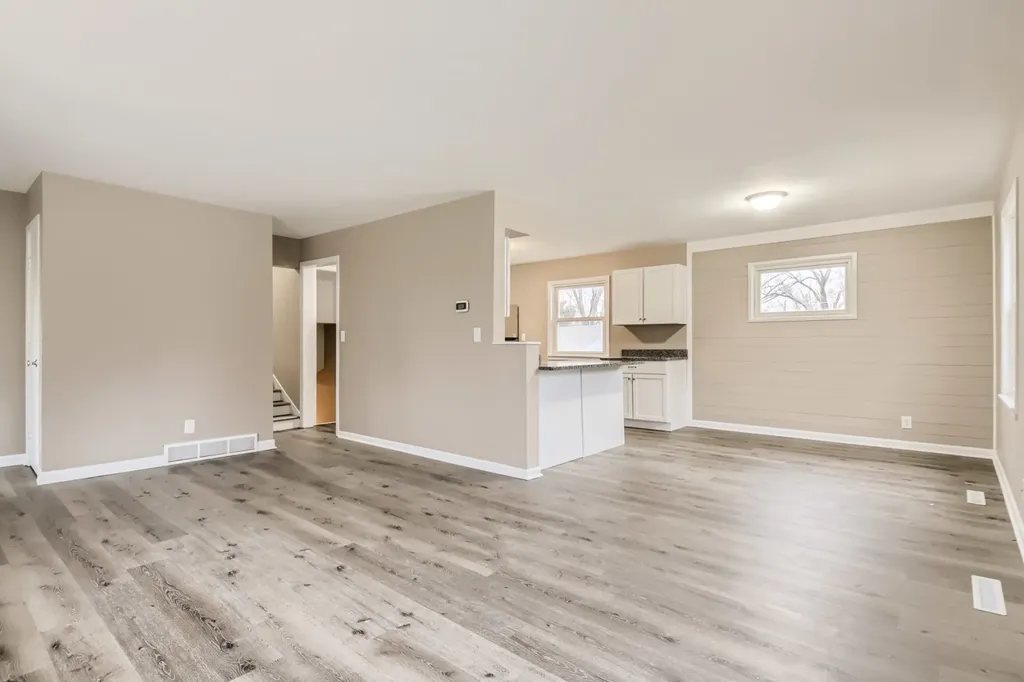 120 Roberts Road New Lenox IL 60451