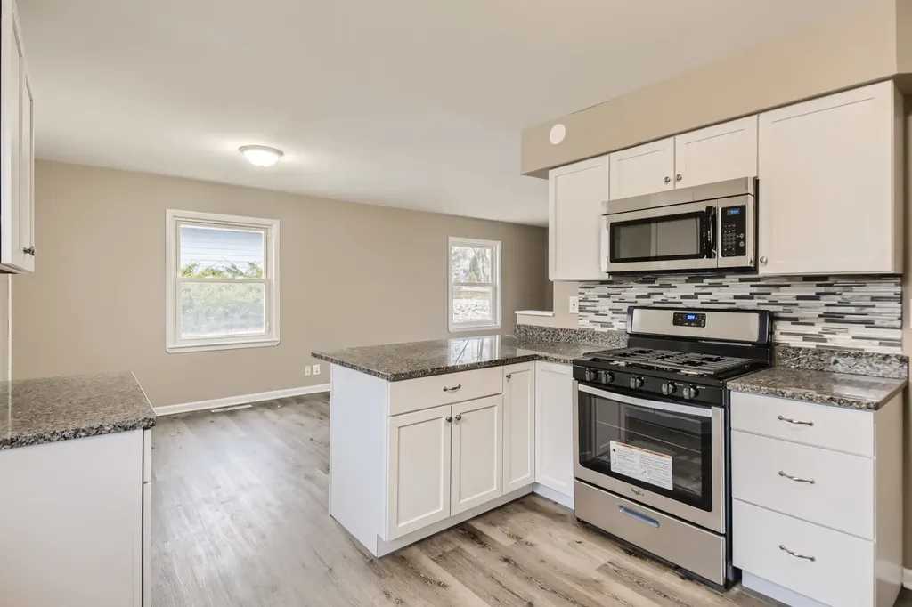 120 Roberts Road New Lenox IL 60451