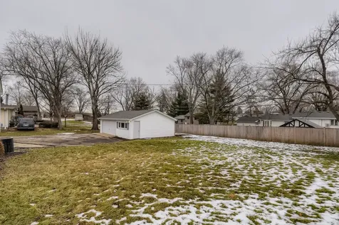 120 Roberts Road New Lenox IL 60451
