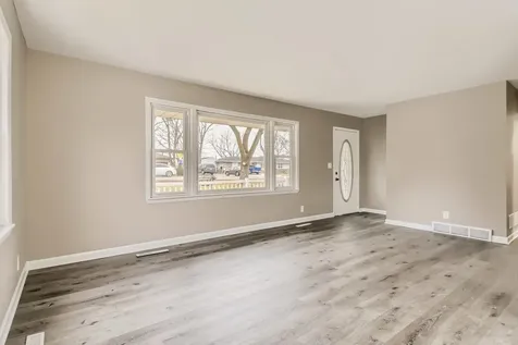120 Roberts Road New Lenox IL 60451