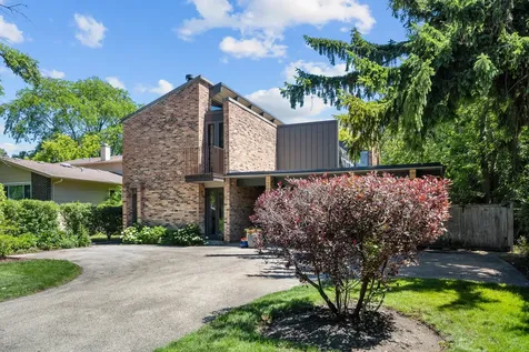 365 Green Bay Road Highland Park IL 60035
