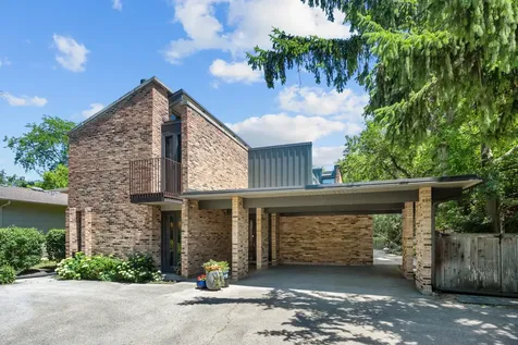365 Green Bay Road Highland Park IL 60035