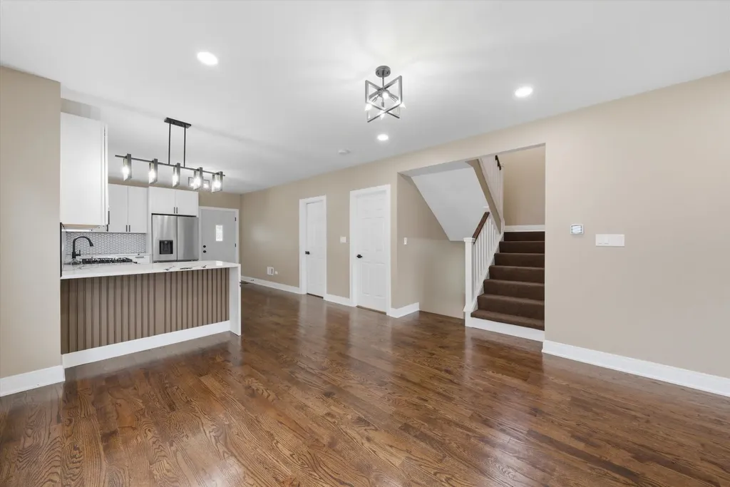 10112 South Union Avenue Chicago IL 60628