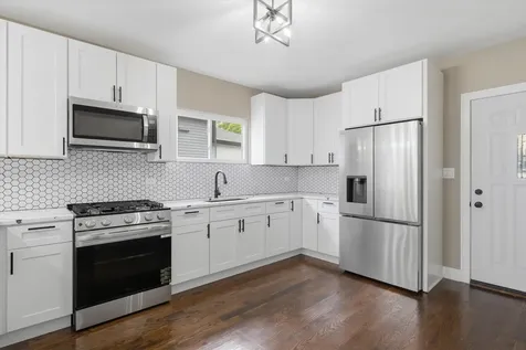 10112 South Union Avenue Chicago IL 60628