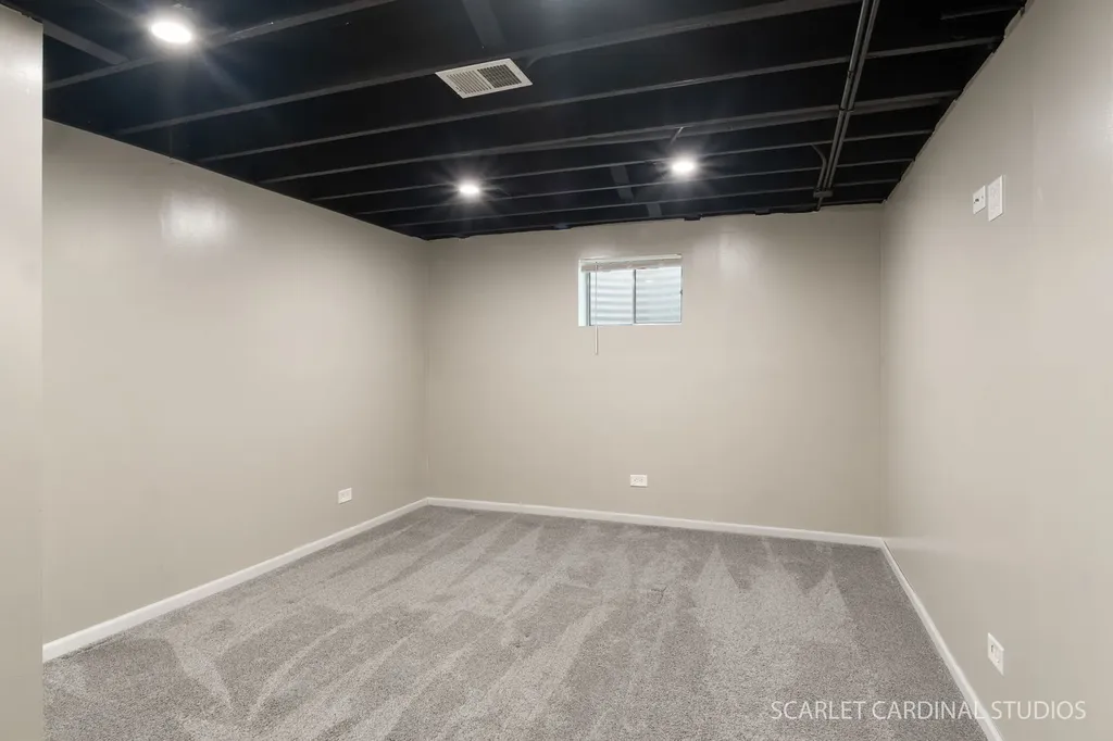 309 Foxworth Court Aurora IL 60502