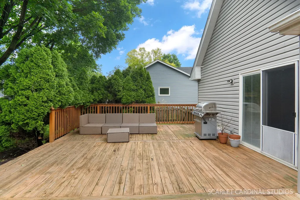 309 Foxworth Court Aurora IL 60502