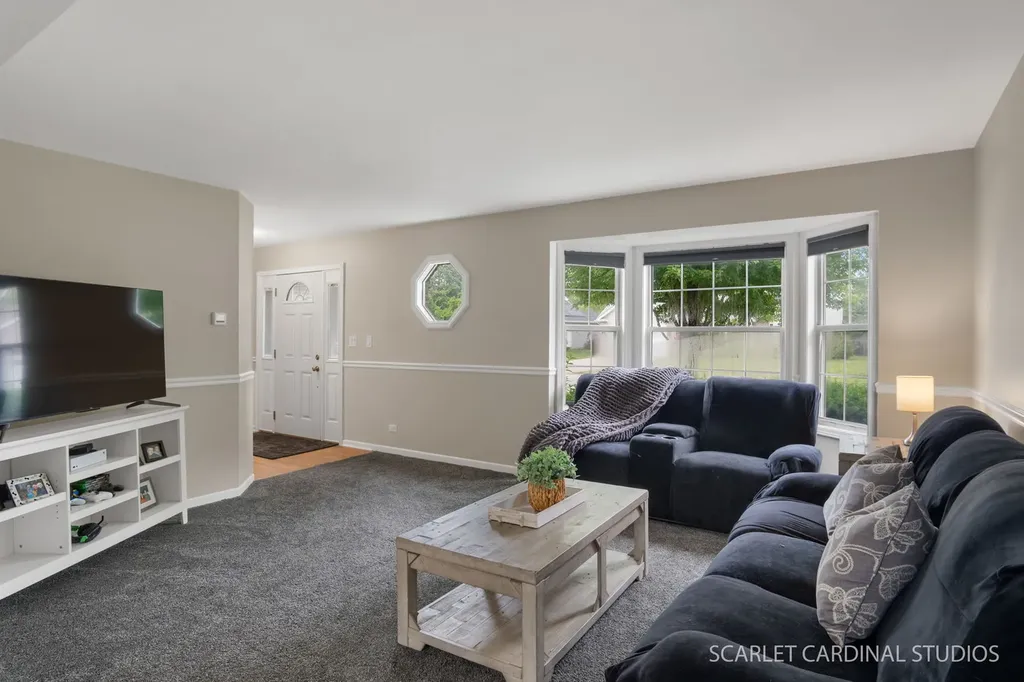 309 Foxworth Court Aurora IL 60502