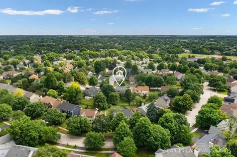 309 Foxworth Court Aurora IL 60502