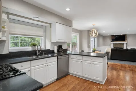 309 Foxworth Court Aurora IL 60502