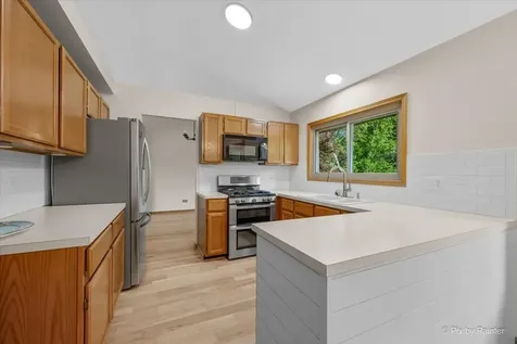 579 Crimson Drive Crystal Lake IL 60014