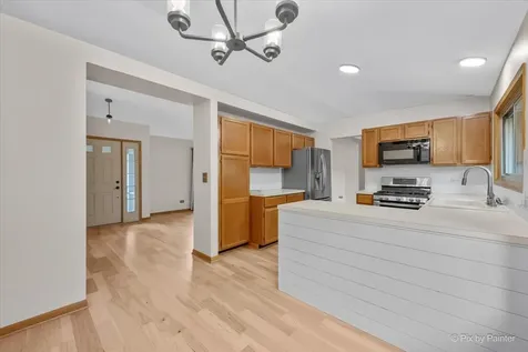 579 Crimson Drive Crystal Lake IL 60014