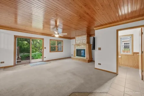 579 Crimson Drive Crystal Lake IL 60014