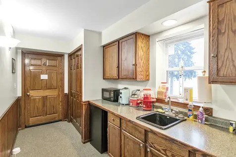 278 North State Street Hampshire IL 60140