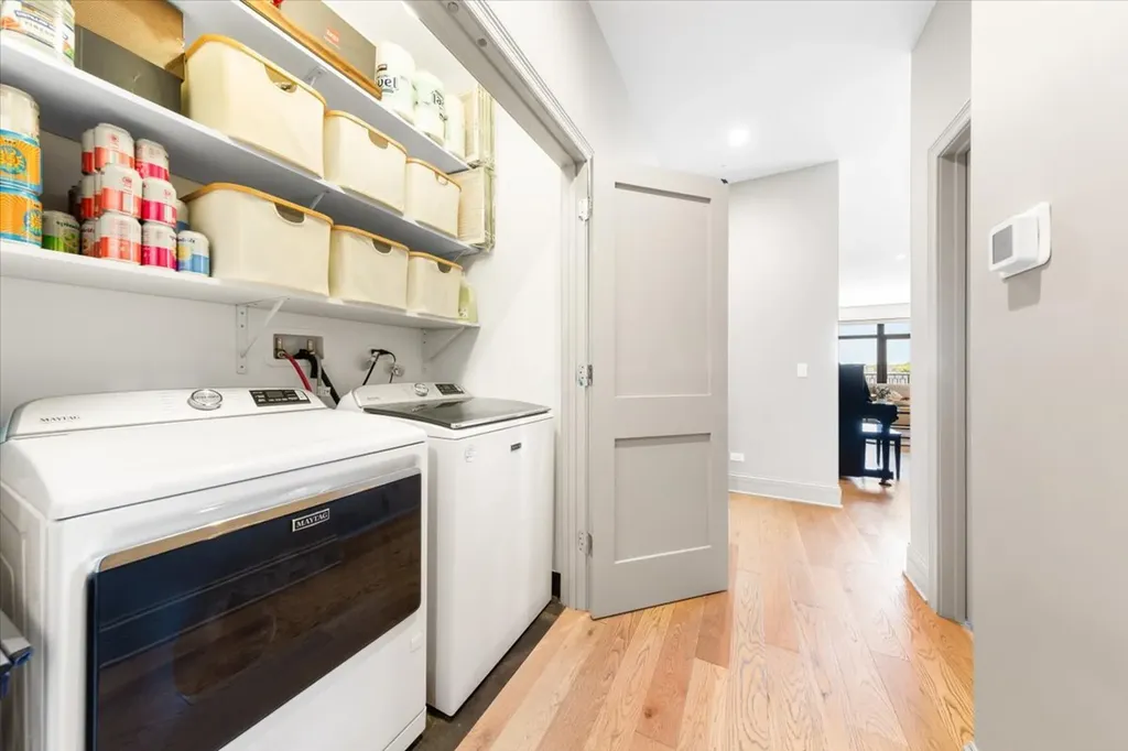 4504 North Clark Street Chicago IL 60640