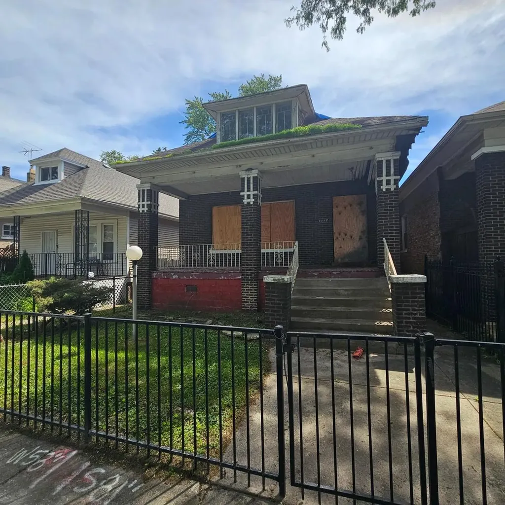 7747 South Langley Avenue Chicago IL 60619