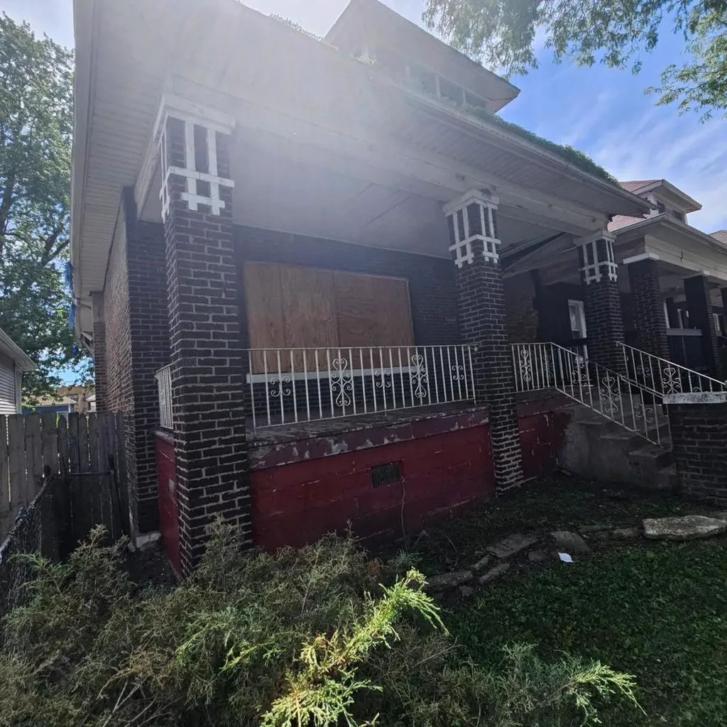 7747 South Langley Avenue Chicago IL 60619