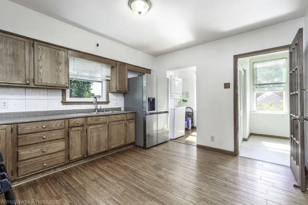 5254 South Campbell Avenue Chicago IL 60632
