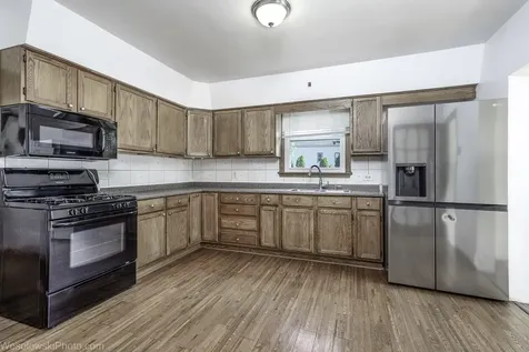 5254 South Campbell Avenue Chicago IL 60632