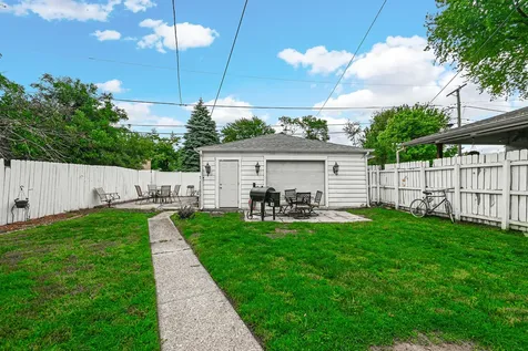 14041 South Calhoun Avenue Burnham IL 60633