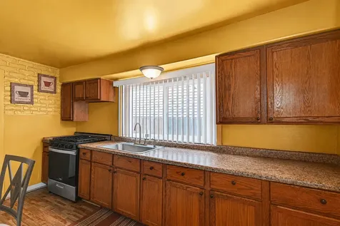 14041 South Calhoun Avenue Burnham IL 60633