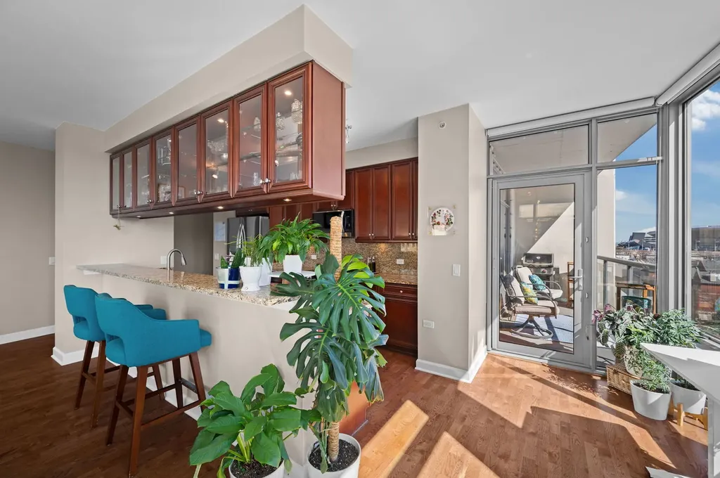 100 East 14th Street Chicago IL 60605