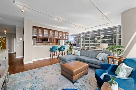 100 East 14th Street Chicago IL 60605