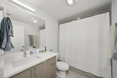 838 West Erie Street Chicago IL 60642