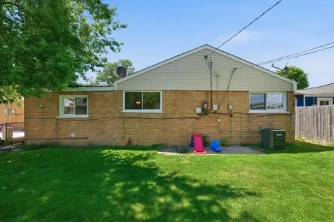8411 South Knox Avenue Chicago IL 60652