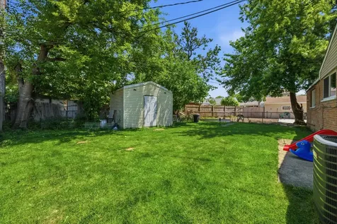 8411 South Knox Avenue Chicago IL 60652