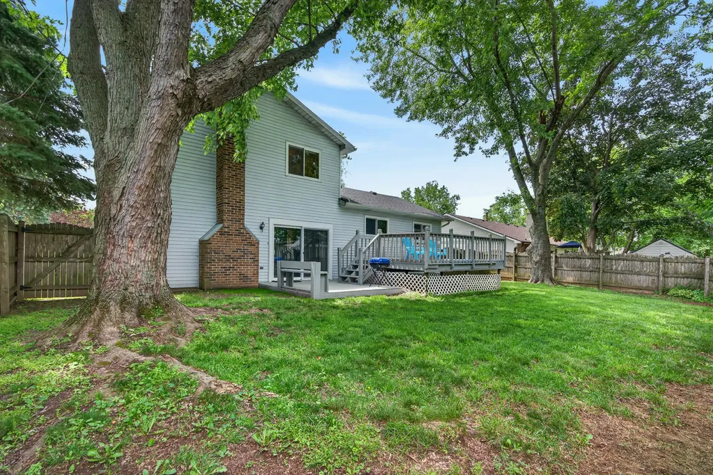 433 North Ashbury Avenue Bolingbrook IL 60440