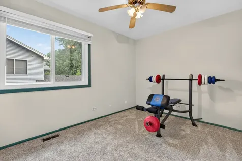 433 North Ashbury Avenue Bolingbrook IL 60440