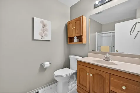 433 North Ashbury Avenue Bolingbrook IL 60440