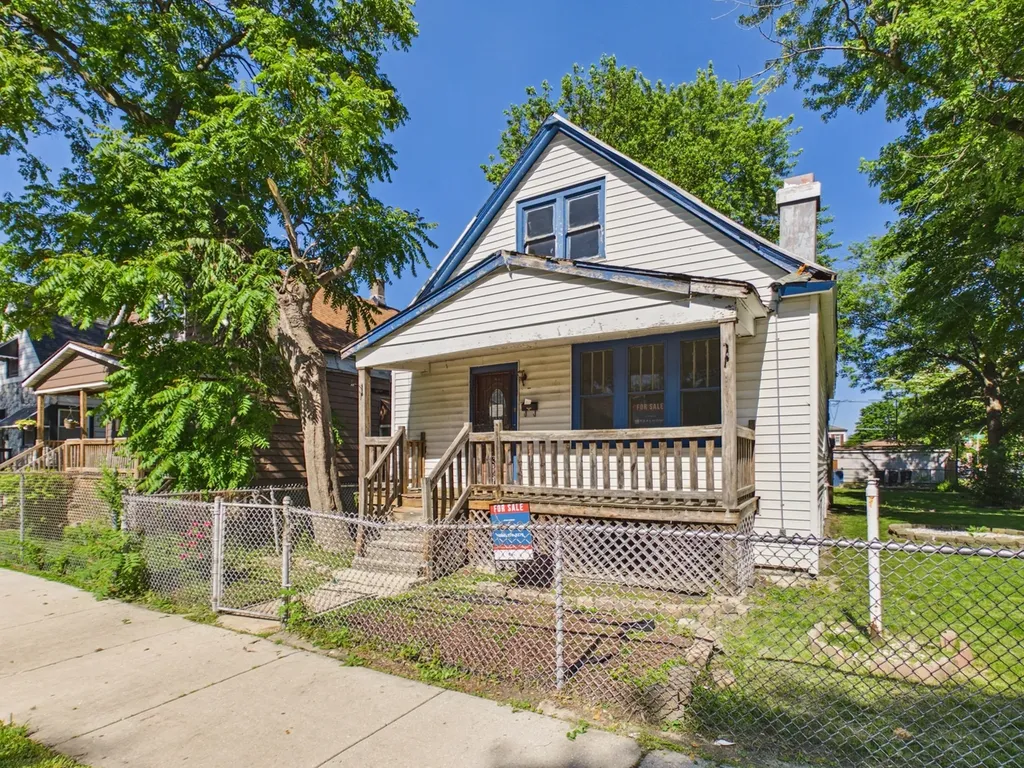 5659 South Seeley Avenue Chicago IL 60636