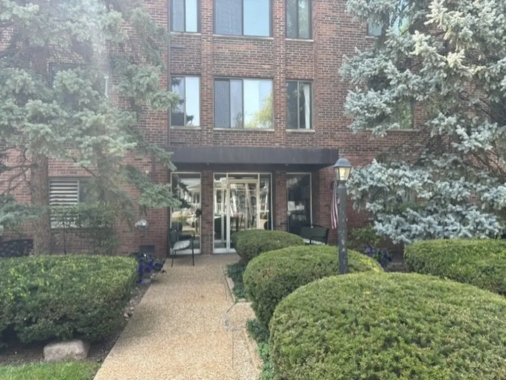 110 South Dunton Avenue Arlington Heights IL 60005