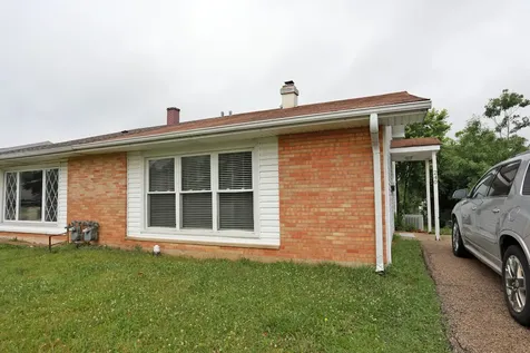 240 Grissom Lane Hoffman Estates IL 60169