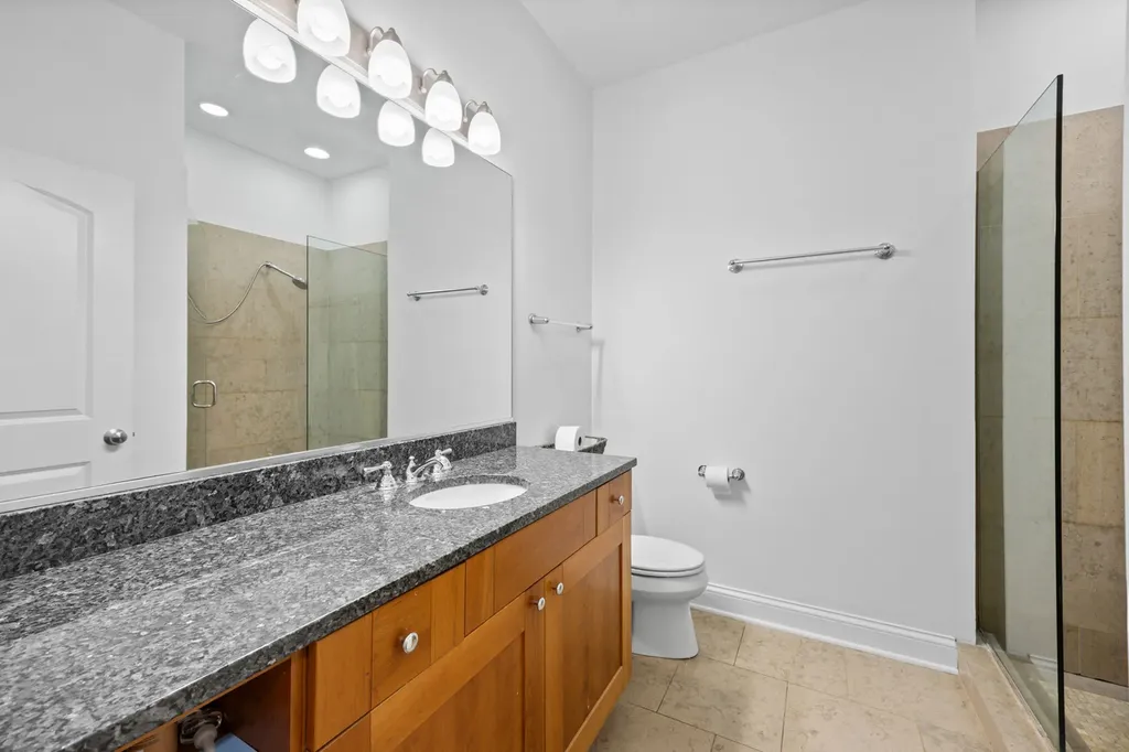 3414 North Sheffield Avenue Chicago IL 60657