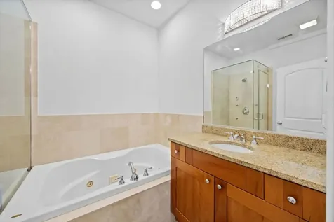 3414 North Sheffield Avenue Chicago IL 60657