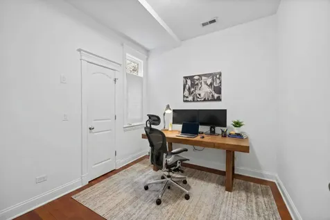 3414 North Sheffield Avenue Chicago IL 60657