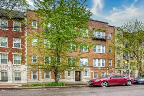 6812 North Wayne Avenue Chicago IL 60626