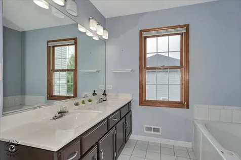 2016 Saint Andrews Drive Plainfield IL 60586