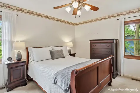 1899 West Alder Drive Hoffman Estates IL 60192