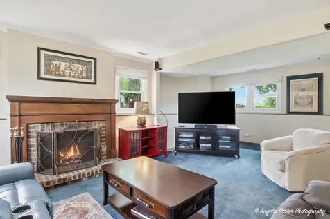 1899 West Alder Drive Hoffman Estates IL 60192
