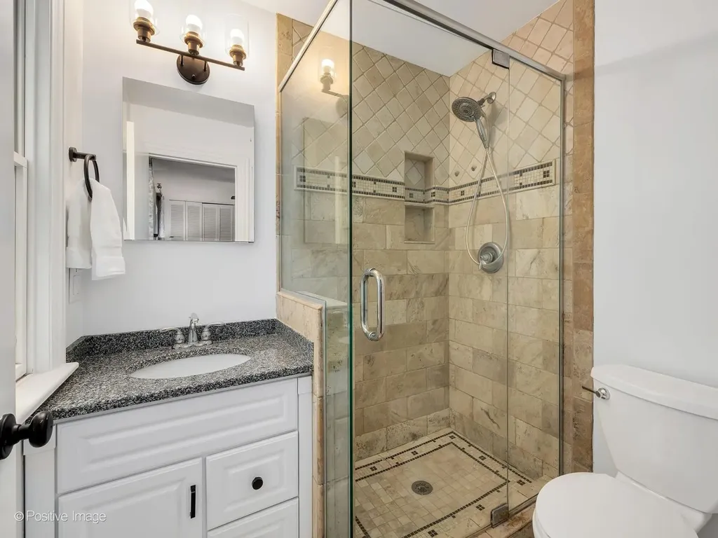 3913 Forest Avenue Downers Grove IL 60515