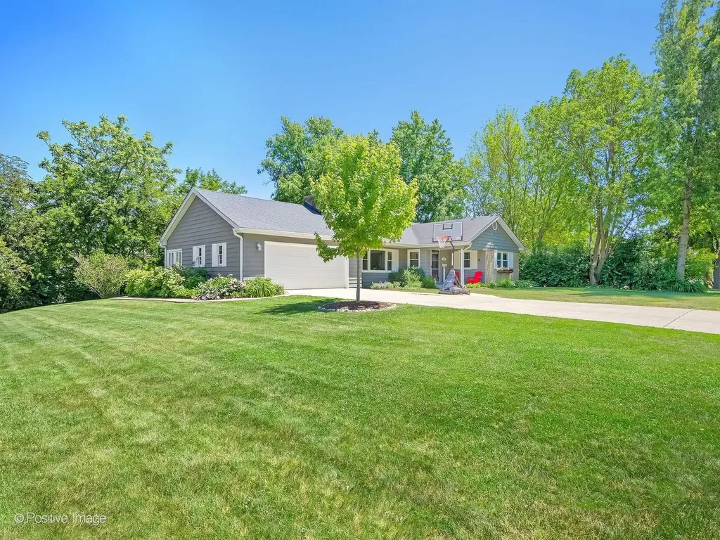 3913 Forest Avenue Downers Grove IL 60515