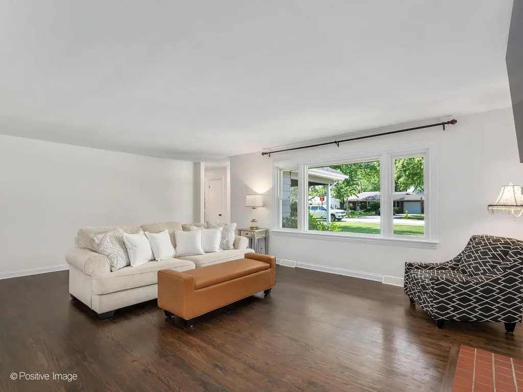 3913 Forest Avenue Downers Grove IL 60515