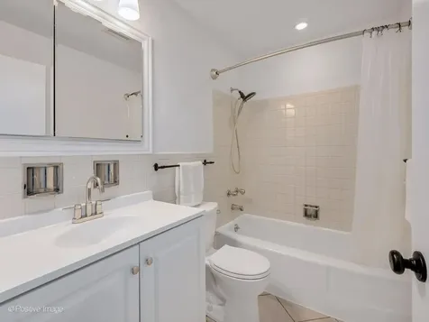 3913 Forest Avenue Downers Grove IL 60515
