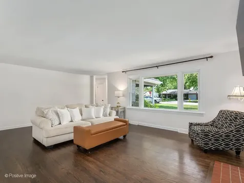 3913 Forest Avenue Downers Grove IL 60515