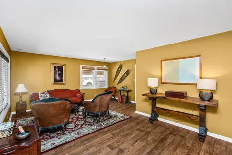 8526 Rockefeller Avenue Brookfield IL 60513
