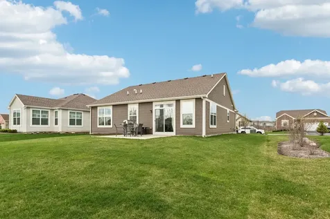 1053 Honey Locust Drive Crystal Lake IL 60012